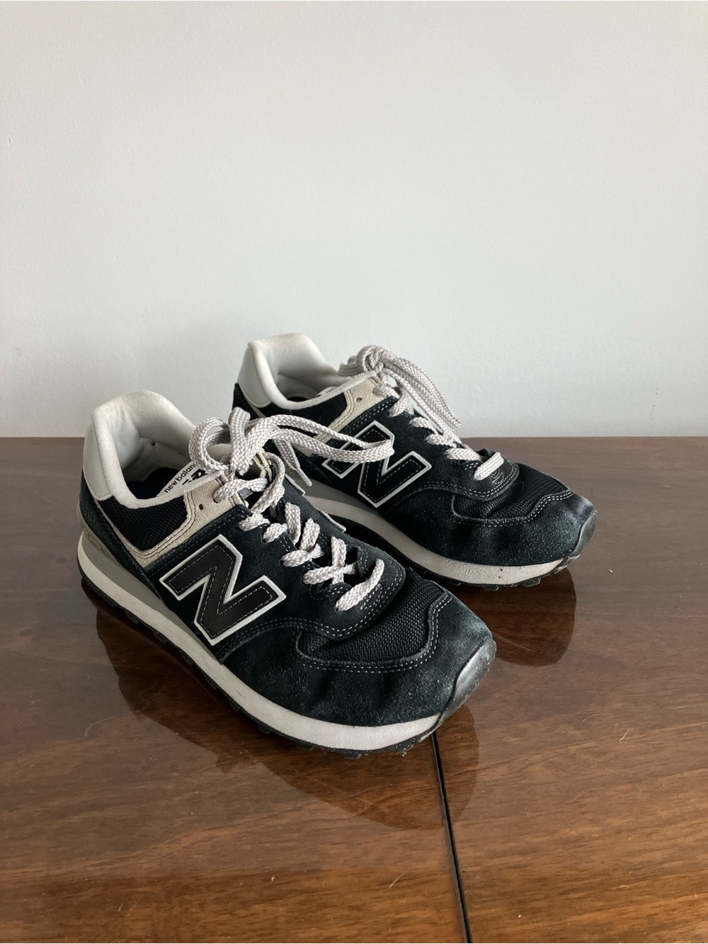 New Balance NB Women’s 574 Suede Sneaker
